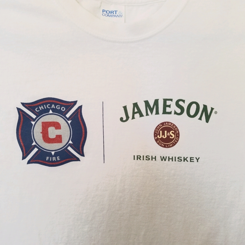 Jameson Irish Whiskey Chicago Fire T shirt adult size small white